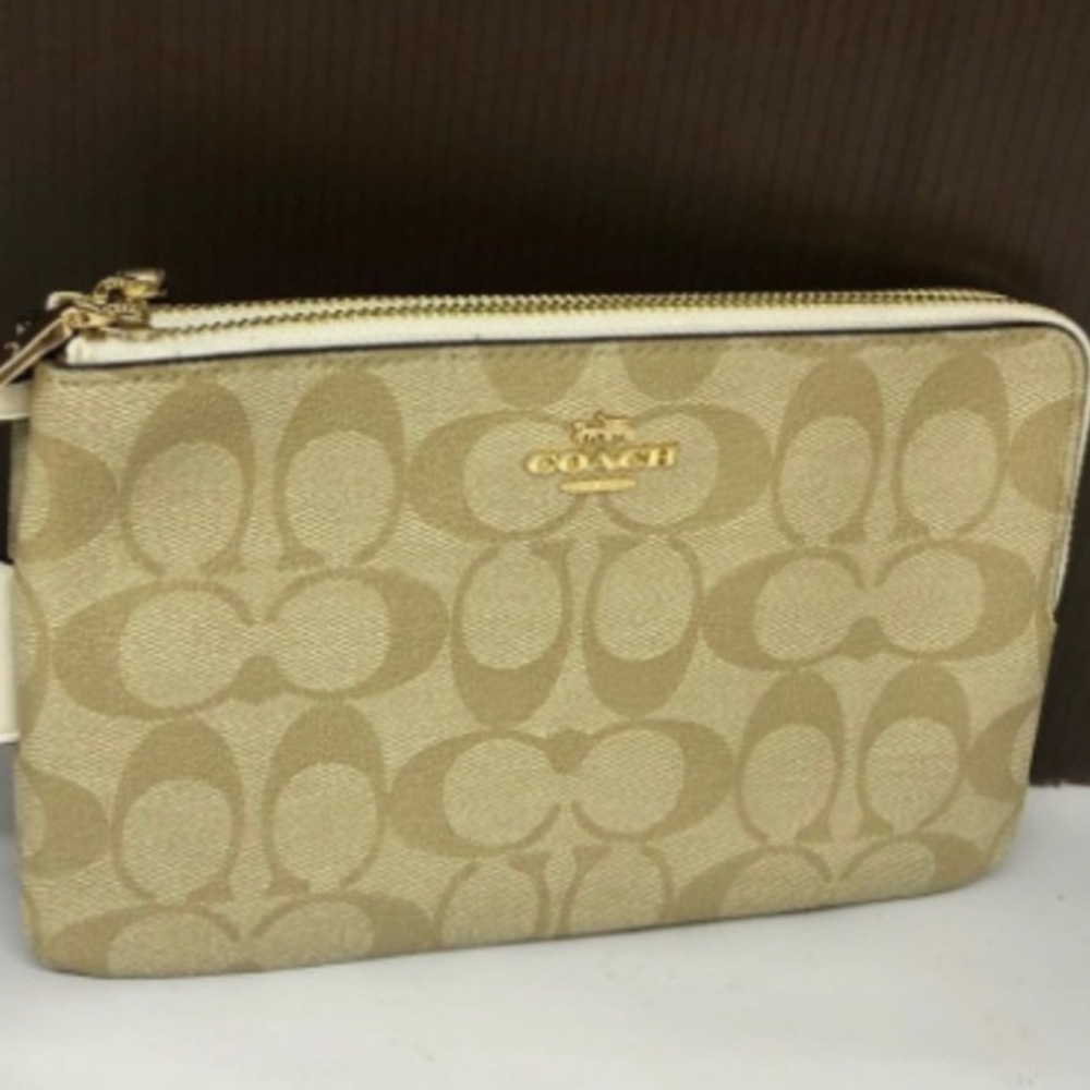 Double pocket coach purse